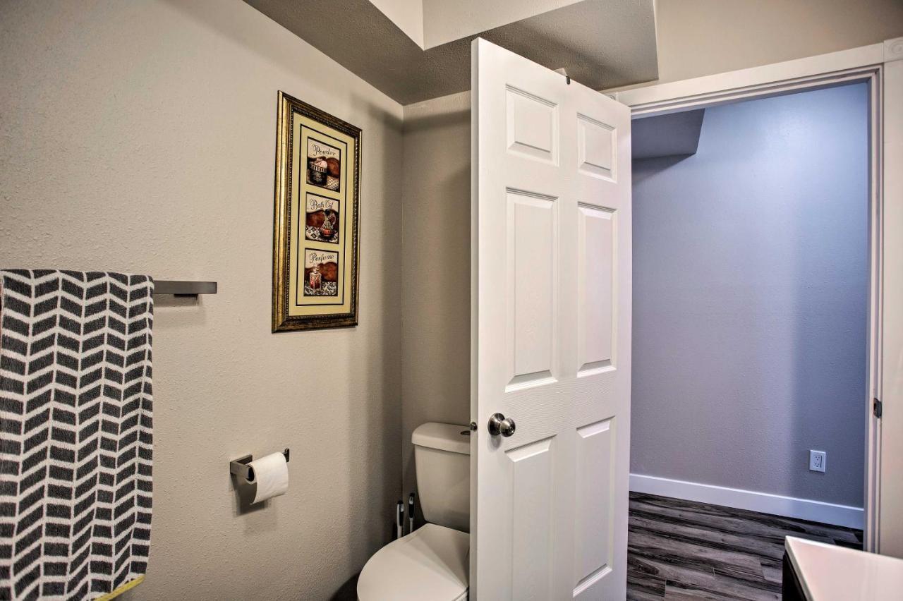 Family-Friendly Menomonie Retreat Walk To Town! Apartment ภายนอก รูปภาพ